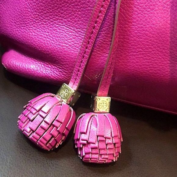 TORY BURCH Fuchsia Leather Bag With Embroidered Shoulder Straps Leather Tassels - Picture 9 of 17